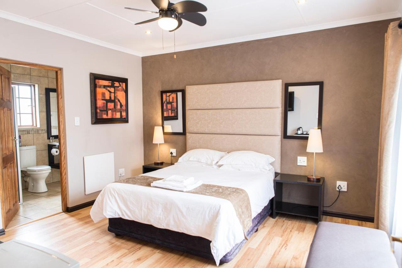 אידנווייל Ruth Avenue Guest House מראה חיצוני תמונה