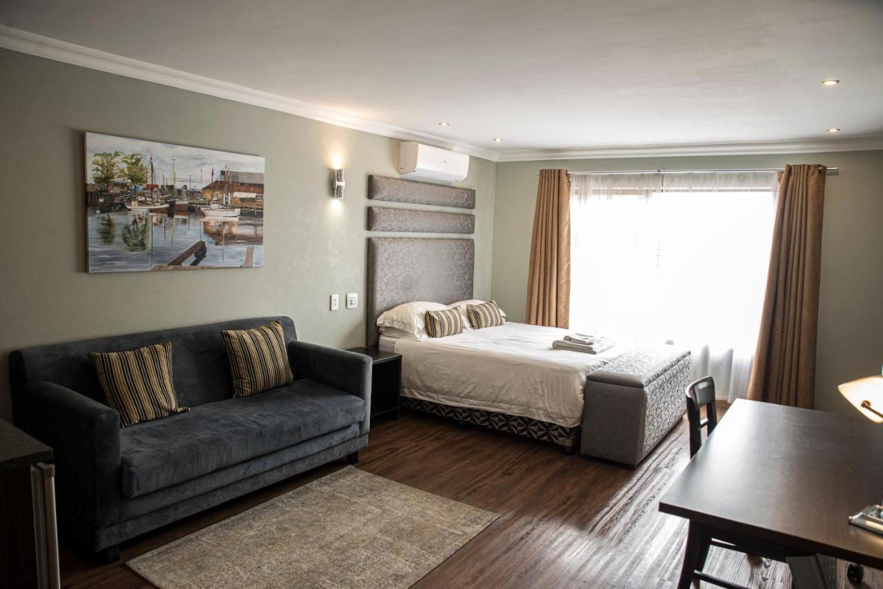 אידנווייל Ruth Avenue Guest House מראה חיצוני תמונה