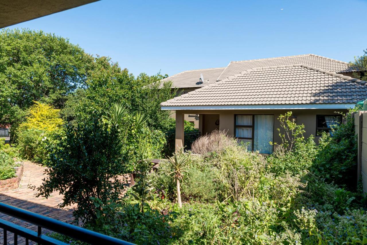 אידנווייל Ruth Avenue Guest House מראה חיצוני תמונה